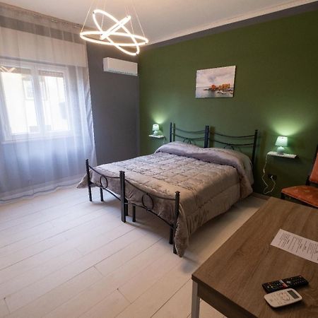 Room 112 Oltremare Bagheria Exterior foto